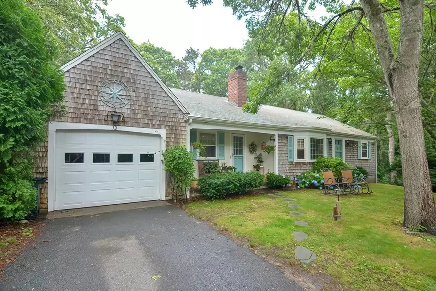 32 Souwest Dr, Harwich, MA 02645