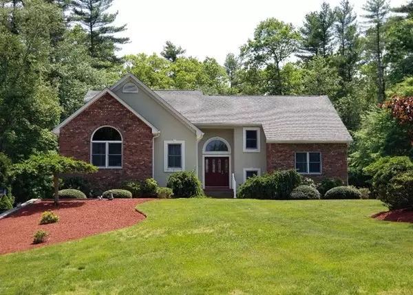 34 Wood Duck Rd, Acushnet, MA 02743