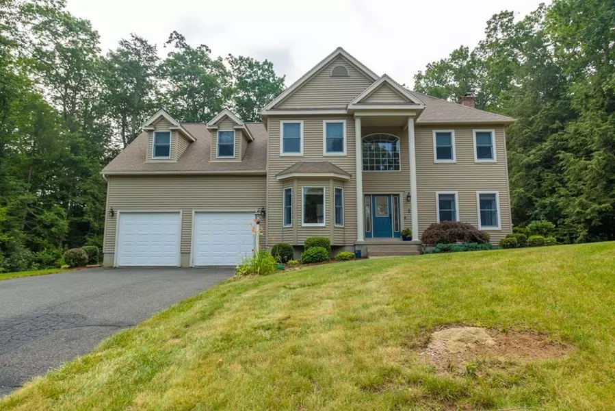 2 Pearl Brook Rd, Southwick, MA 01077