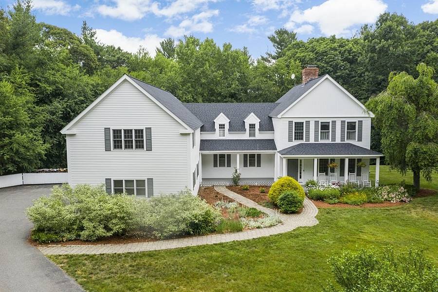 4 Old Meadow Lane, Harvard, MA 01451