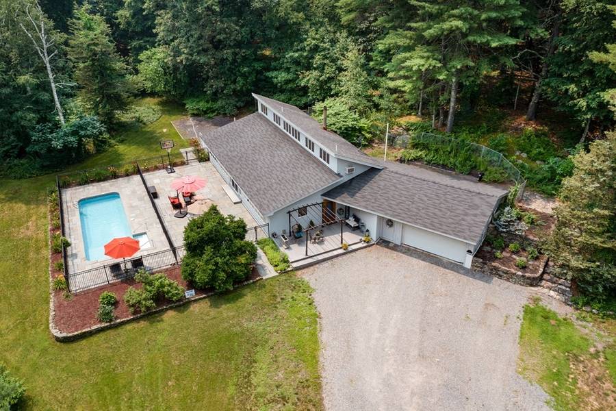 281 Littleton County Rd, Harvard, MA 01451