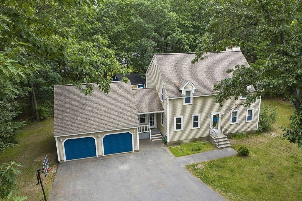 491 Johnny Appleseed Ln, Leominster, MA 01453