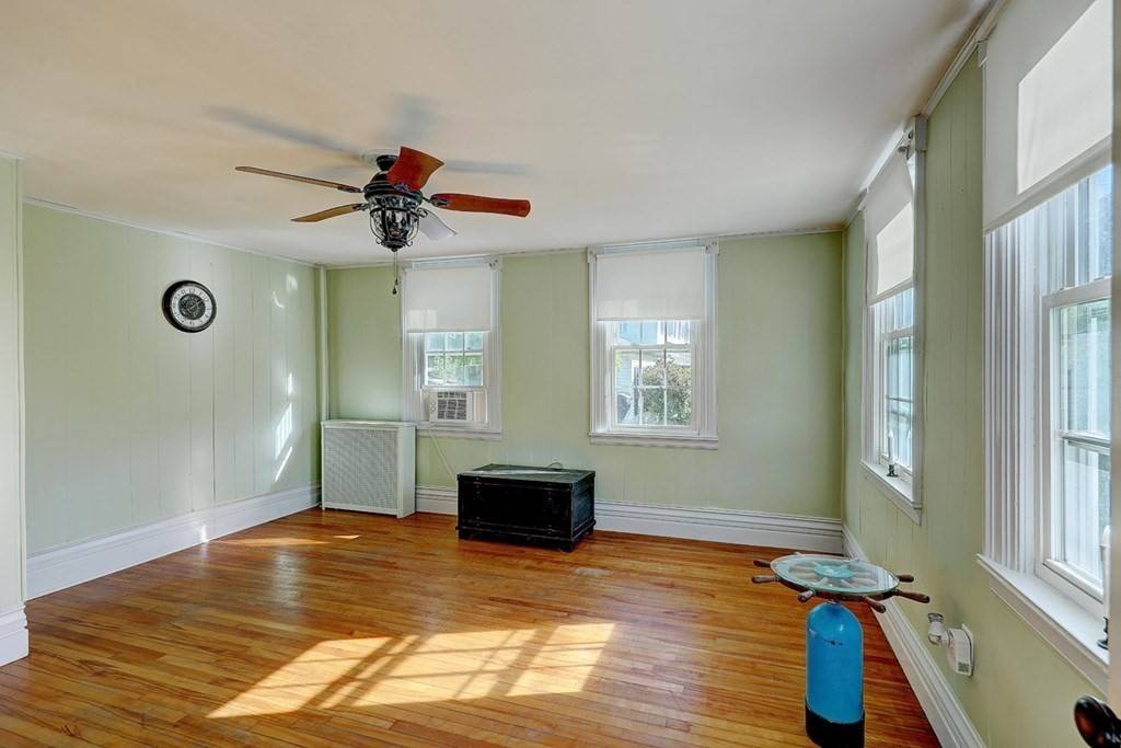 Millbury, MA 01527,82 West Main Street