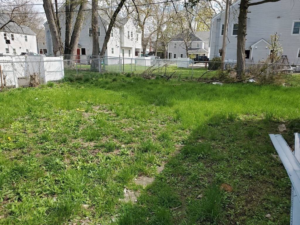 Springfield, MA 01109,15 Kenyon St