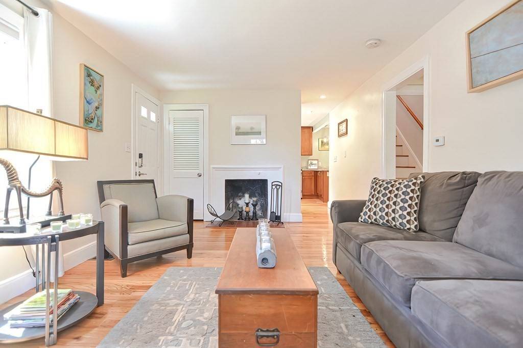 Milton, MA 02186,20 Norman Street
