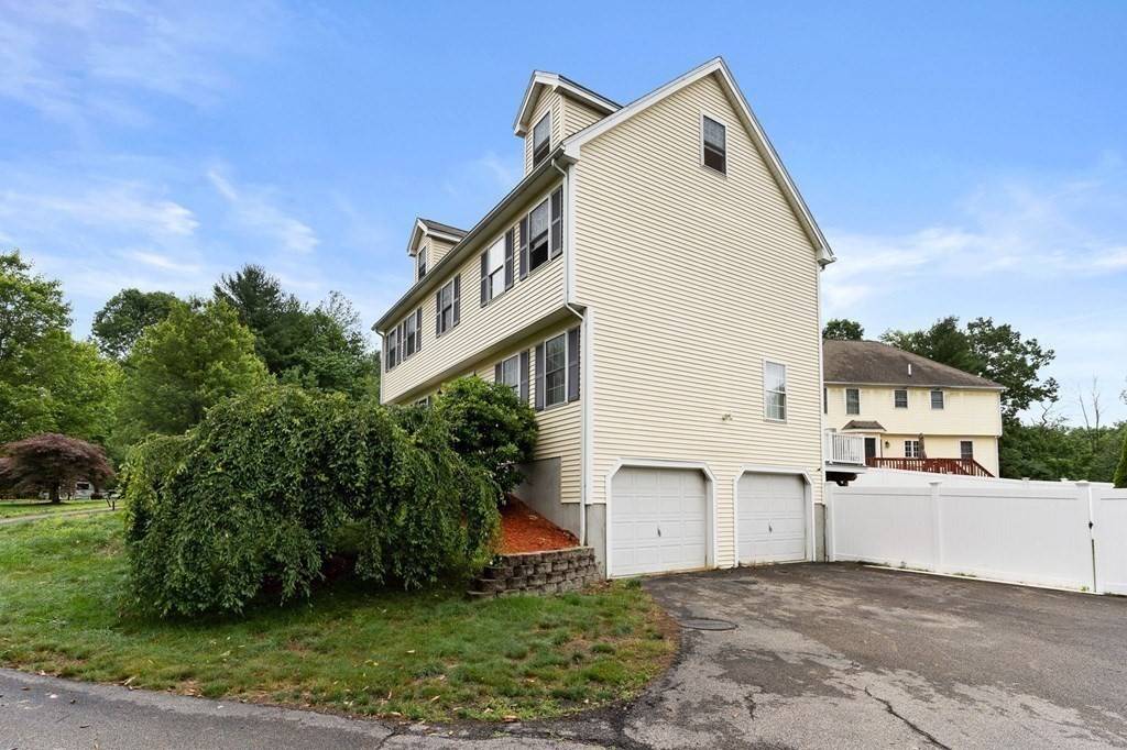 Haverhill, MA 01830,5 Winston Circle