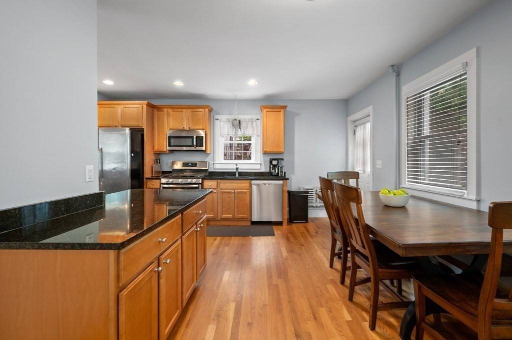 Beverly, MA 01915,13 Jasper St