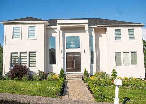 81 Juniper Dr, Saugus, MA 01906