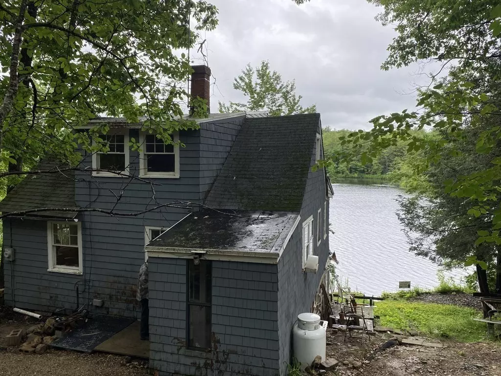 Ashburnham, MA 01430,25 Watatic Pond Rd