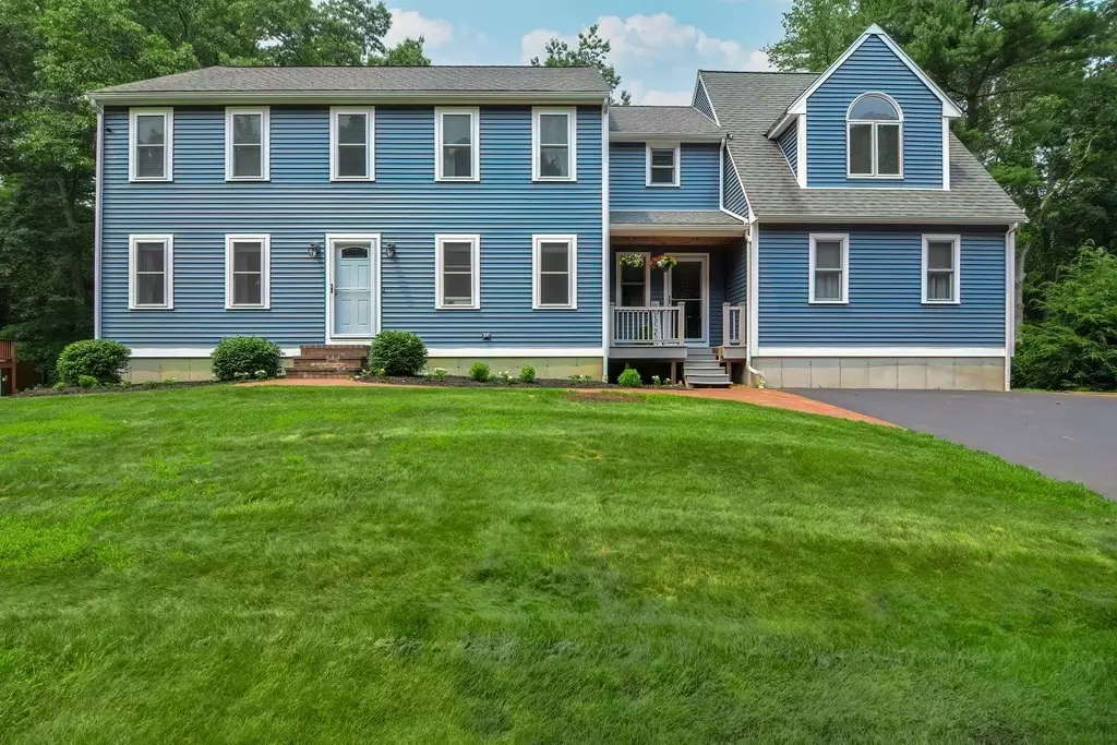 Taunton, MA 02780,45 Juniper Lane