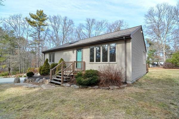 2 Cheryl's Way, Westport, MA 02790