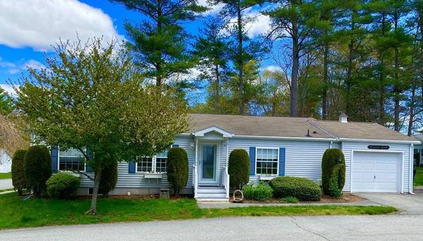 1804 Oak Point Drive,  Middleboro,  MA 02346