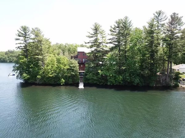 Webster, MA 01570,11 Bayview Road