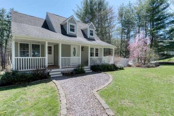 117 Draper Rd, East Brookfield, MA 01515