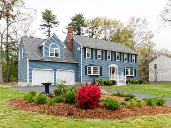 10 Elmwood Court, Mansfield, MA 02048