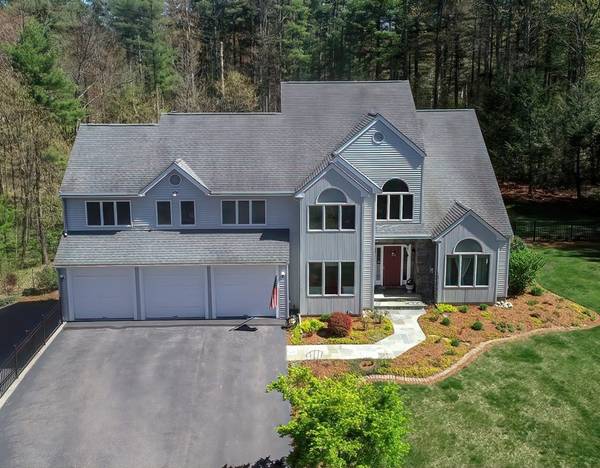 36 Moore Ln, Northborough, MA 01532