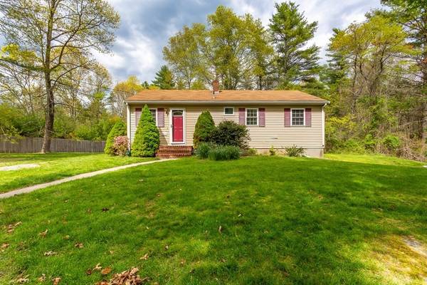 22 E Howland Road, Freetown, MA 02717