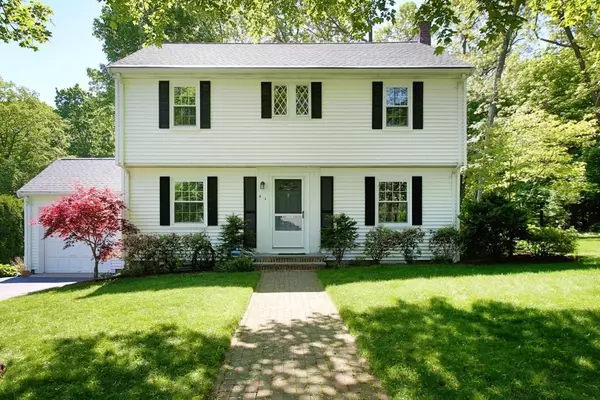 41 Pine Ridge Road, Wellesley, MA 02481