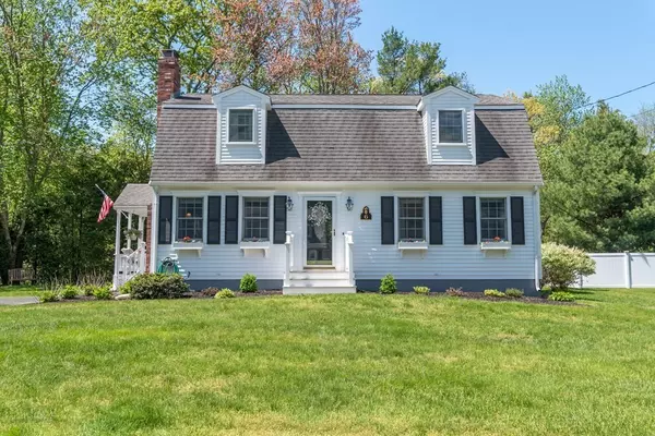 6 Albany Rd, Walpole, MA 02081