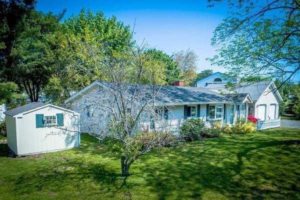 5 Trask Rd, Peabody, MA 01960