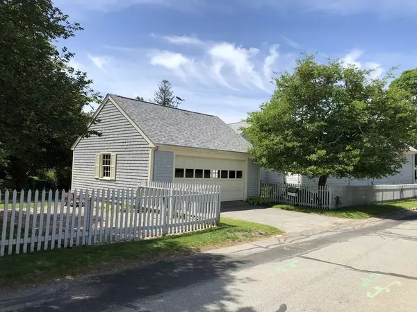 Dartmouth, MA 02748,9 Chestnut St