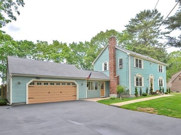 111 Old Farm Road, North Attleboro, MA 02760