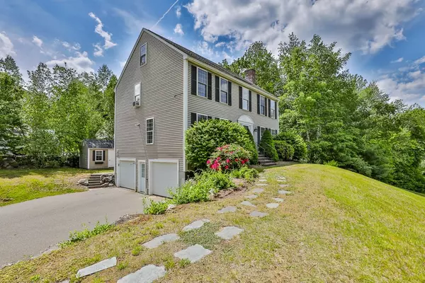 2 Hancock Road, Windham, NH 03087