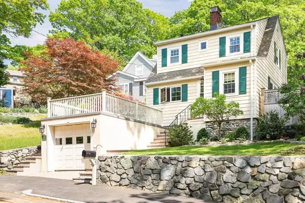 25 Naples Rd, Melrose, MA 02176