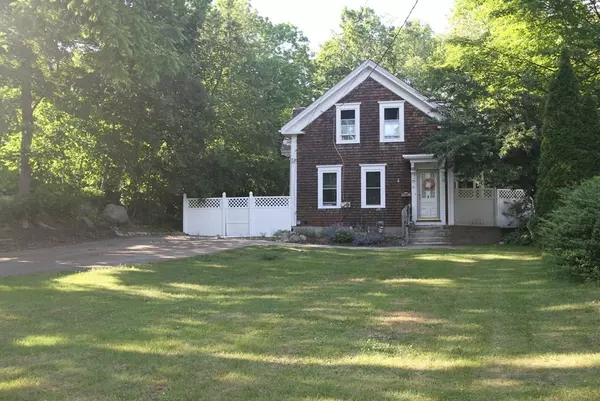 44 E High St, Avon, MA 02322