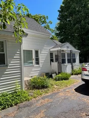 8 Forest St, Ayer, MA 01432