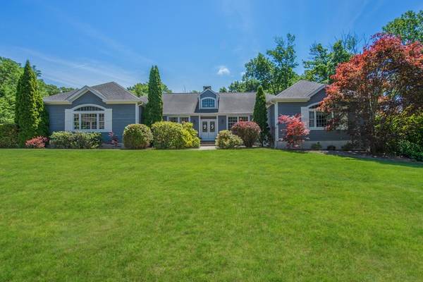 57 Chipping Stone Rd, North Attleboro, MA 02760