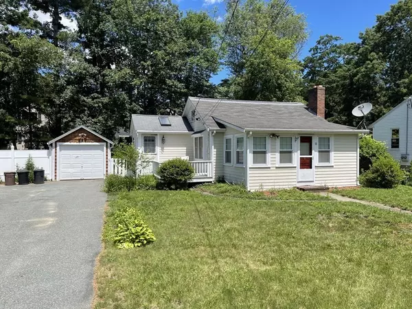 11 Beebe Ln, Pembroke, MA 02359