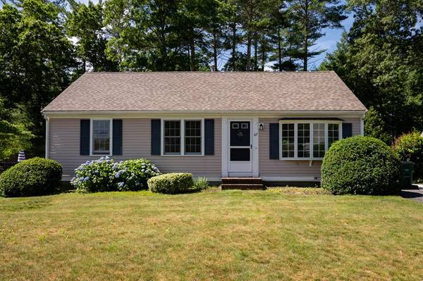 67 Redwood Cir, Pembroke, MA 02359