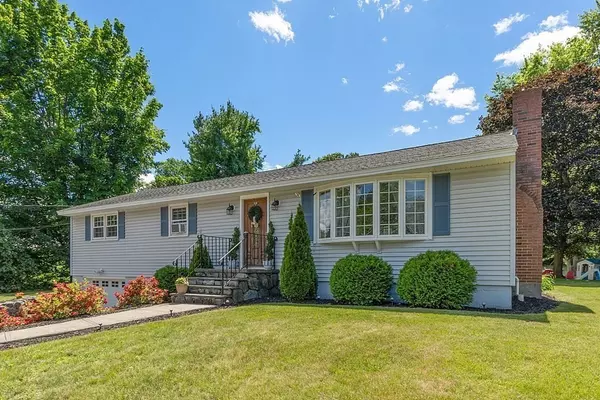 78 Regina Dr, Leominster, MA 01453