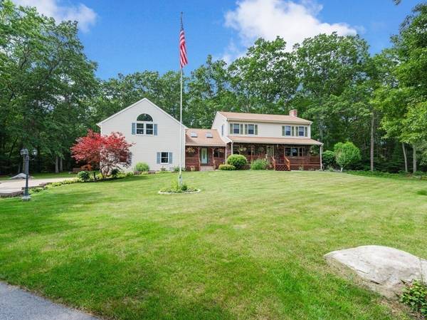 28 Cottage Rd, Dudley, MA 01571