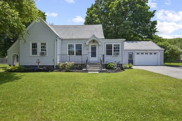 232 Lancaster St, West Boylston, MA 01583