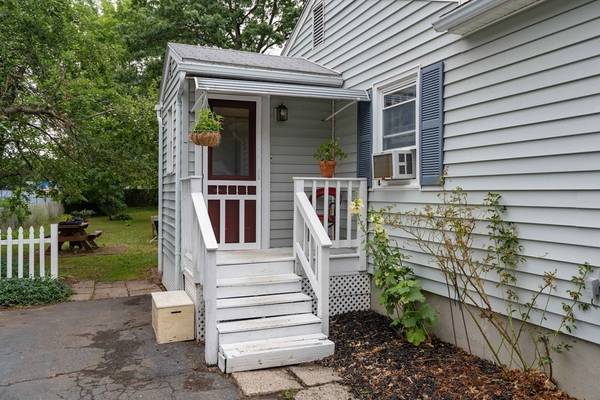 Easthampton, MA 01027,46 Morin Dr