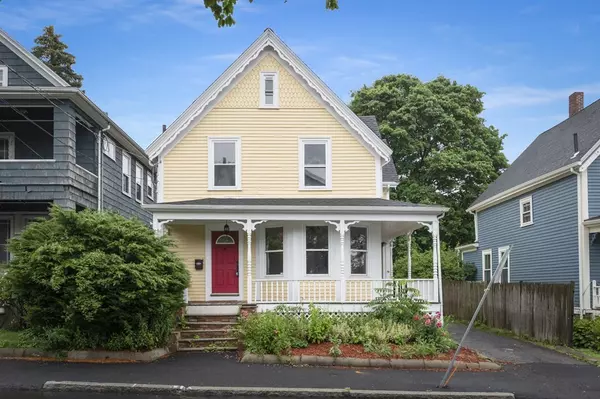 257 Burrill St, Swampscott, MA 01907