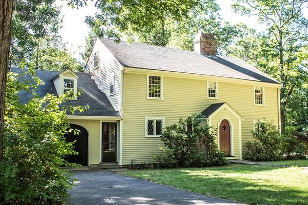 26 Woodridge Road, Wellesley, MA 02482