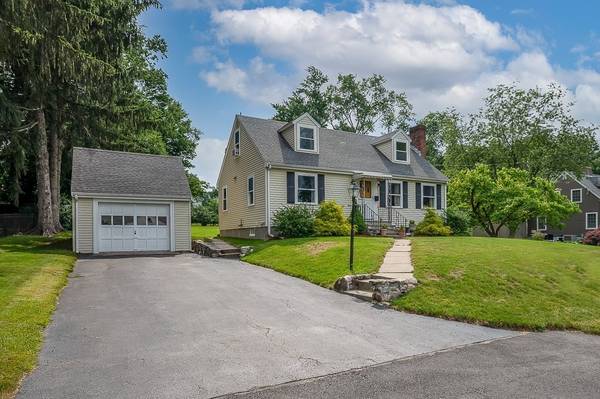 13 Franconia Ave, Natick, MA 01760