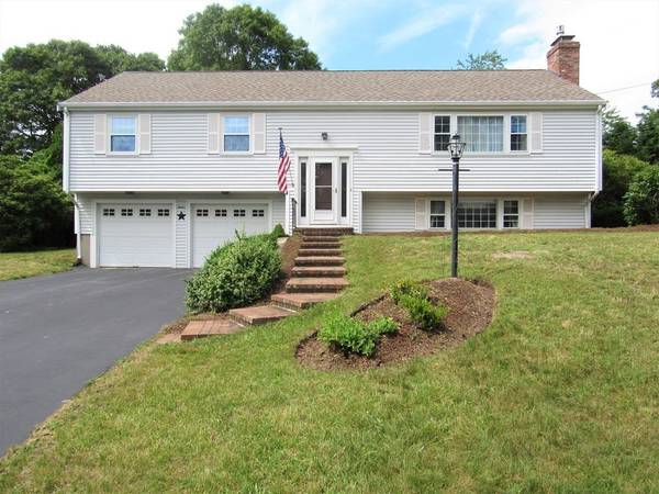 12 Windjammer Lane, Yarmouth, MA 02664