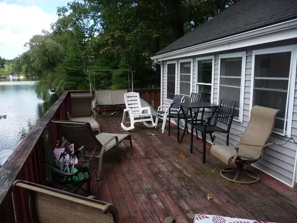 4 Alder Rd, Groton, MA 01450