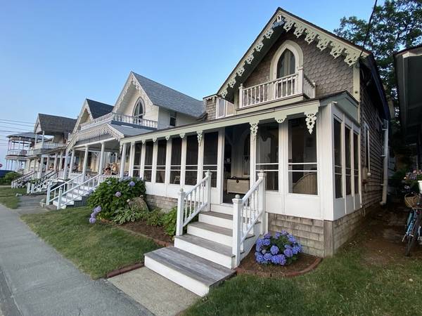 Oak Bluffs, MA 02557,6 Siloam Ave