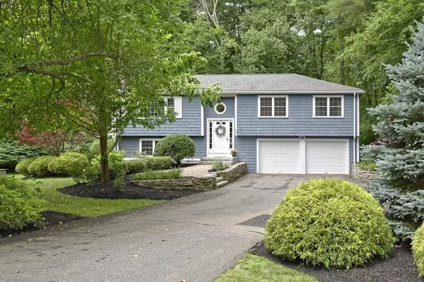 Northborough, MA 01532,13 Coolidge Cir