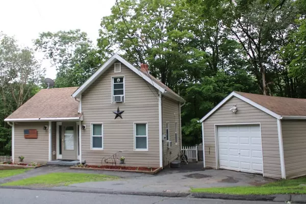 32 High St, Erving, MA 01344