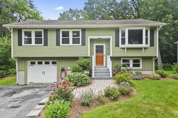 Nashua, NH 03060,10 Crestview Terrace