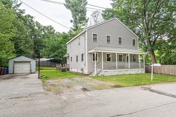 32 Forest Park Avenue, Tyngsborough, MA 01879