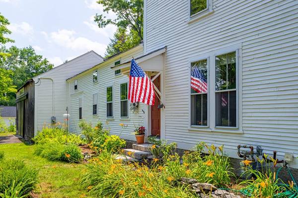 Shirley, MA 01464,5 On The Common Rd