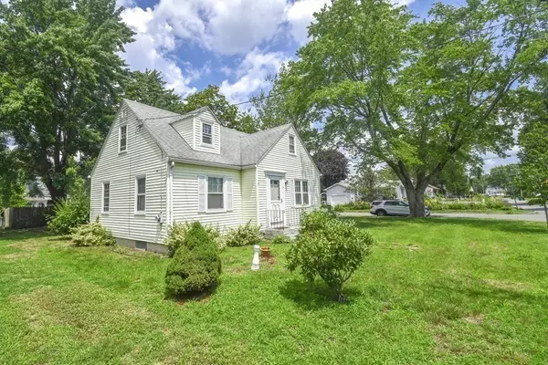 70 Lachine St, Chicopee, MA 01020