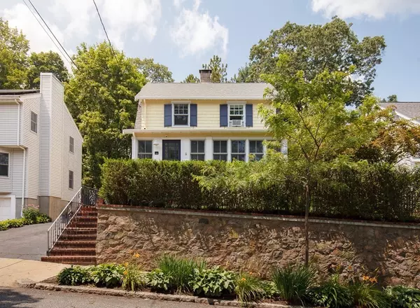 19 Buena Vista Rd, Arlington, MA 02476